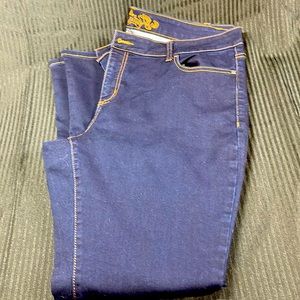 Ladies Wax Jeans Size 20